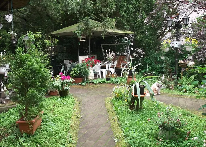 Und Christine Kilian Konukevi 3*