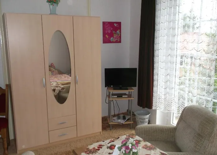 Konukevi Und Christine Kilian